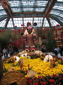 Bellagio Conservatory Chinese Statue